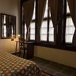Mangalemi 4* Μπεράτ