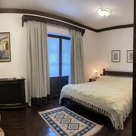 Hotell Mangalemi Berat